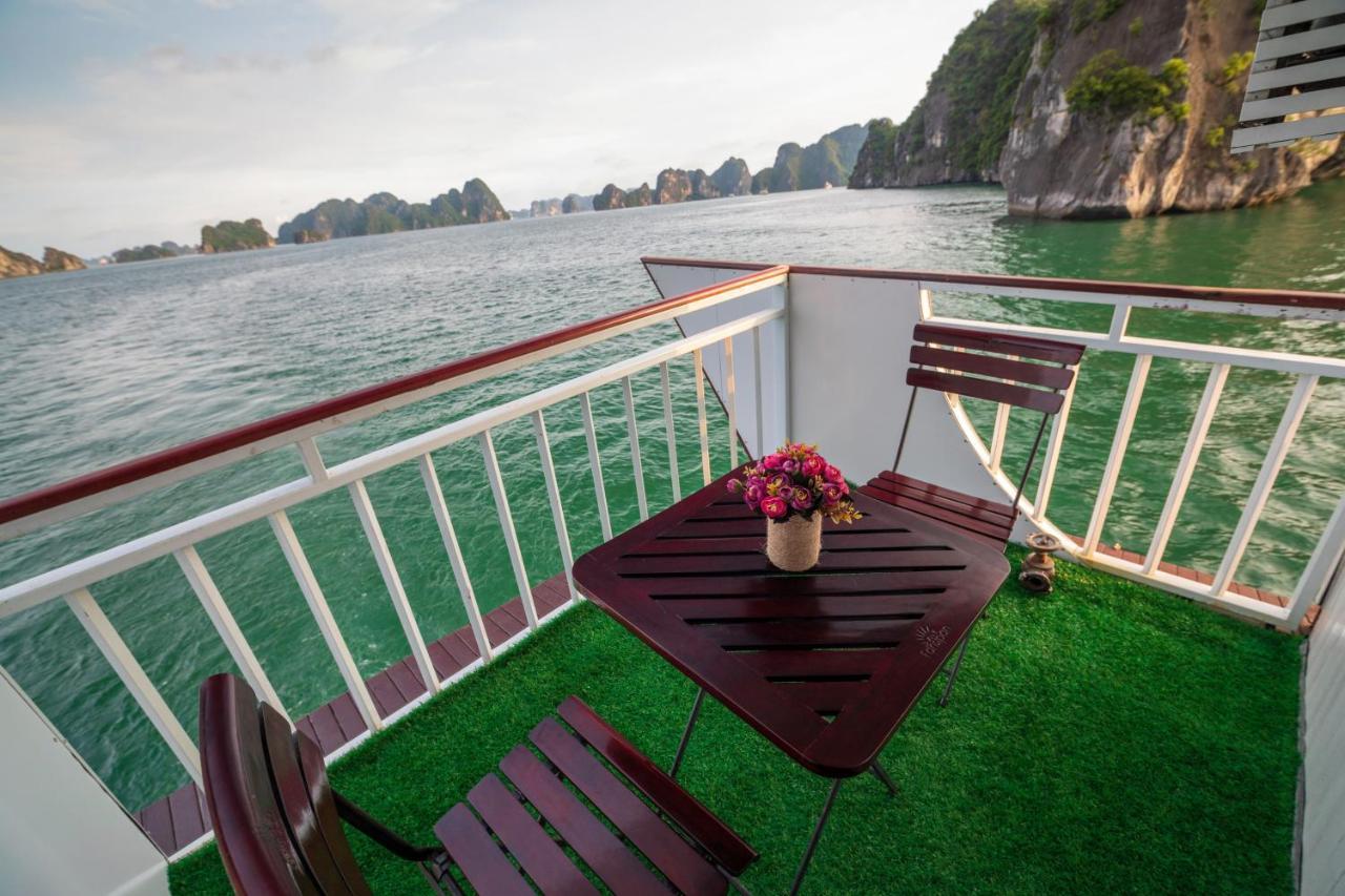 Charm Boutique Cruise Ha Long Exterior foto